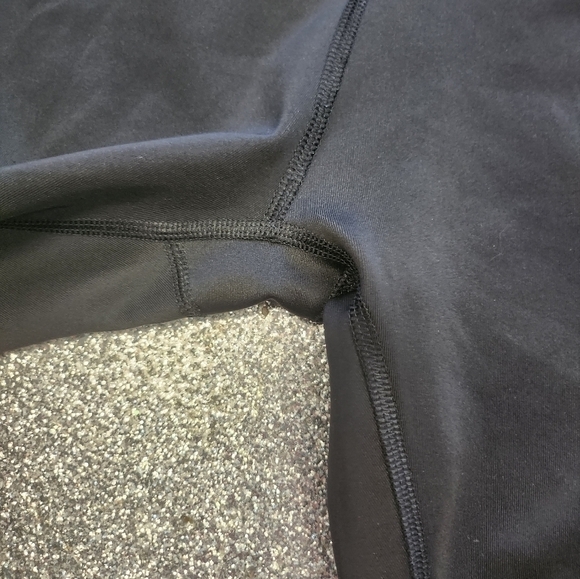 adidas Women's Studio size  large - Picture 7 of 9